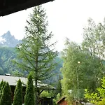 Champraz - Free Parking *